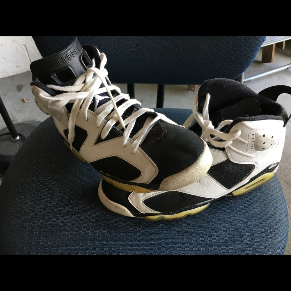 Jordan "oreo" 6's sz 11.5
