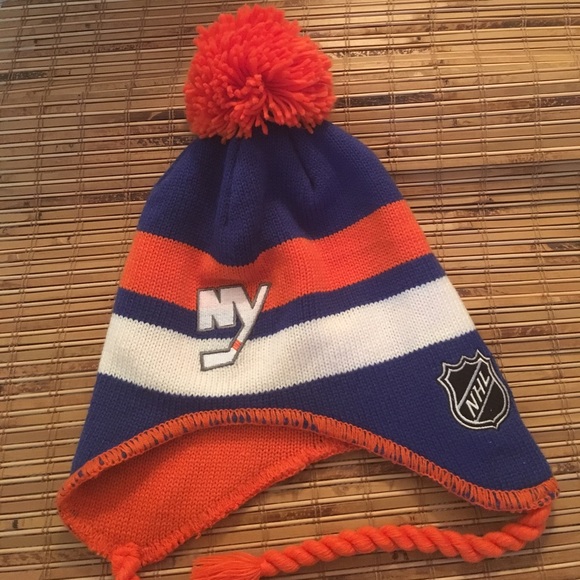 islanders knit hat