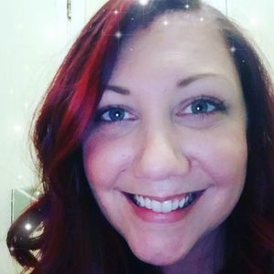 Meet your Posher, Carolyn