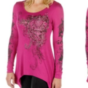 LIBERTY WEAR USA Tops - NWT PINK TOP FLEUR DE LIS SCROLLS WIT BLING DETAIL LIBERTY WEAR USA Tops - NWT PINK TOP FLEUR DE LIS SCROLLS WIT BLING DETAIL