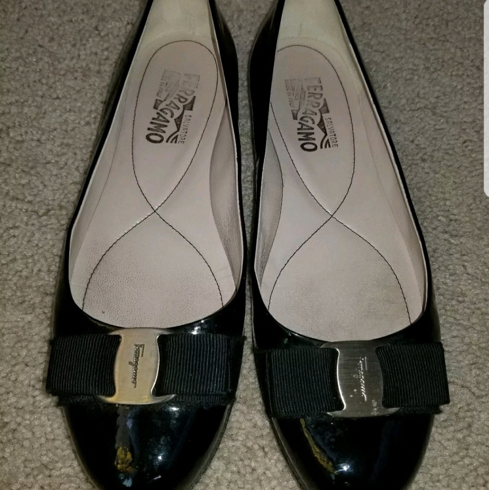 Salvatore Ferragamo Varina flats