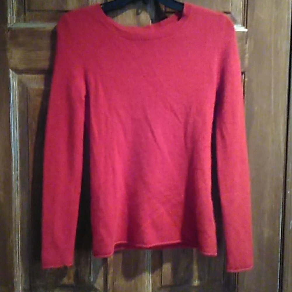 Very soft cashmere sweater