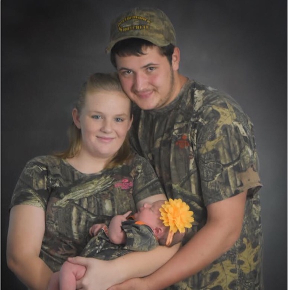 Meet your Posher, Rebekah - Picture 1 of 1