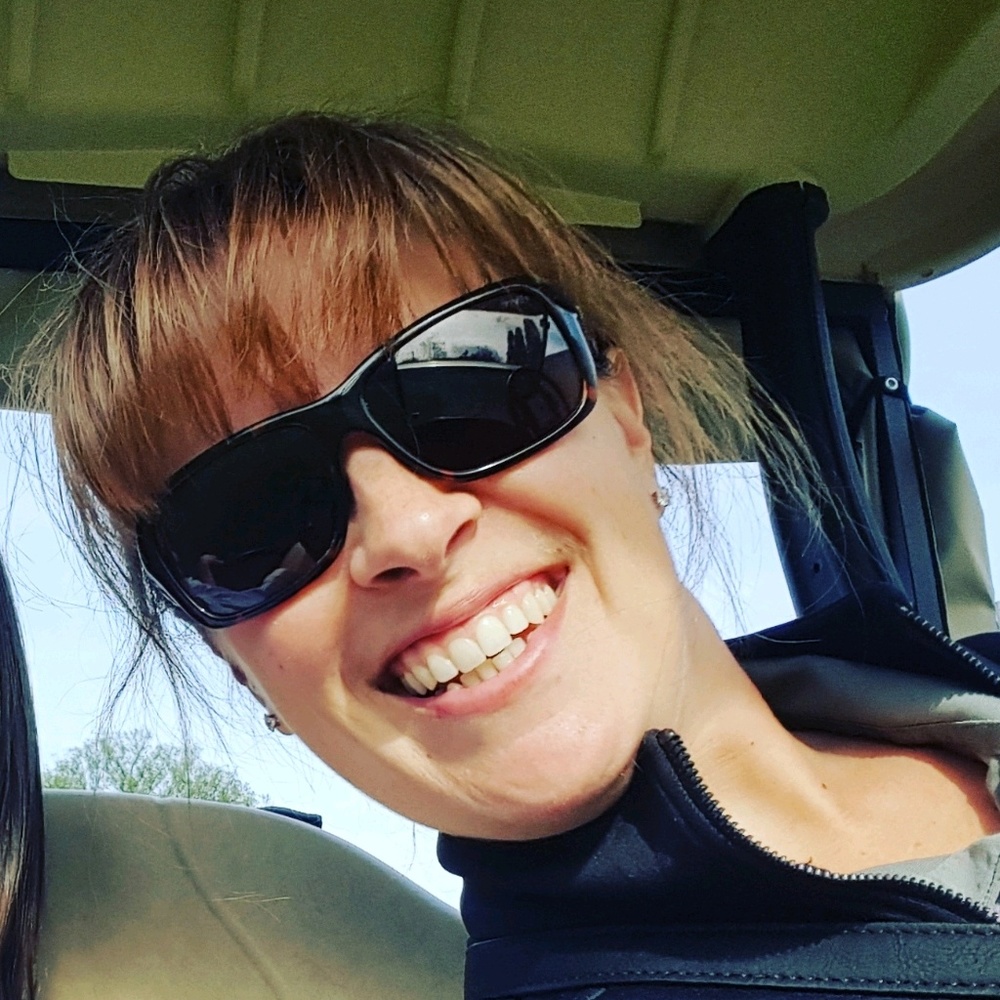 Meet your Posher, Leslie