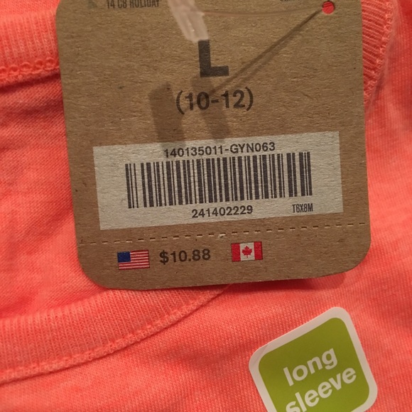 😊SOLD😊!!!! . NWT CRAZY 8 long sleeved t-shirts - Picture 3 of 7