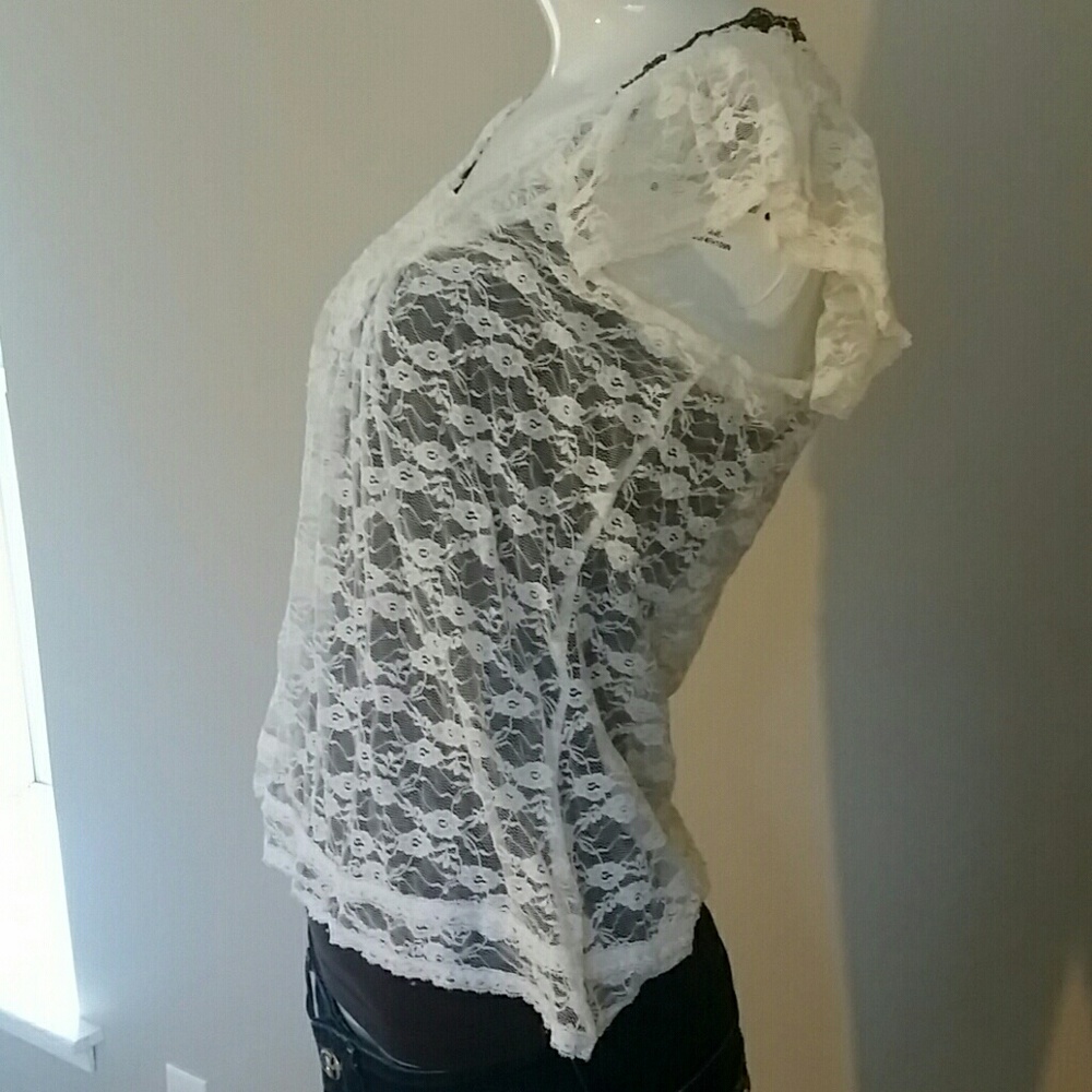 Lace top - Picture 4 of 7