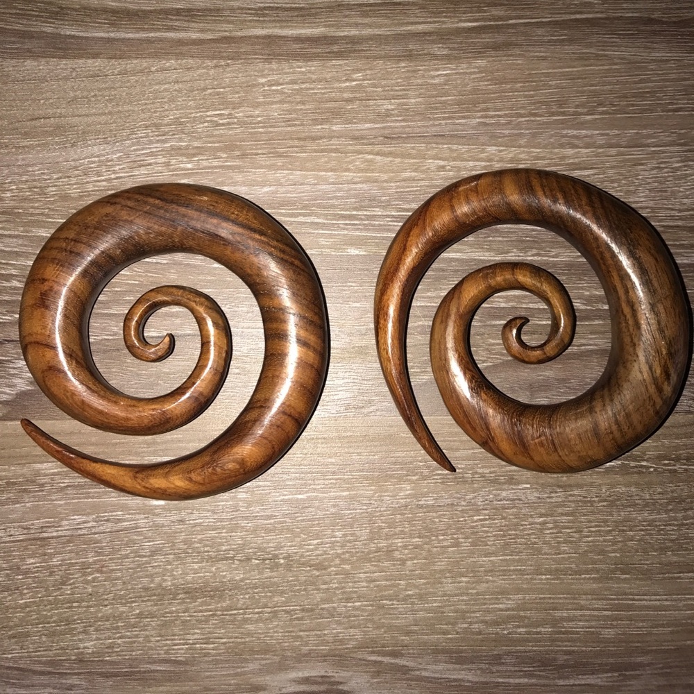 Spiral Tawapa ear weights