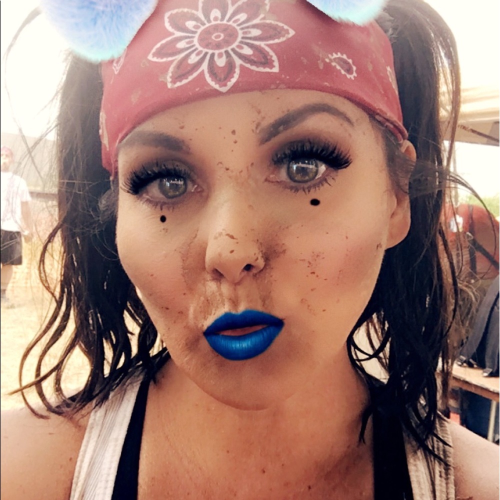 Meet your Posher, Beatrice