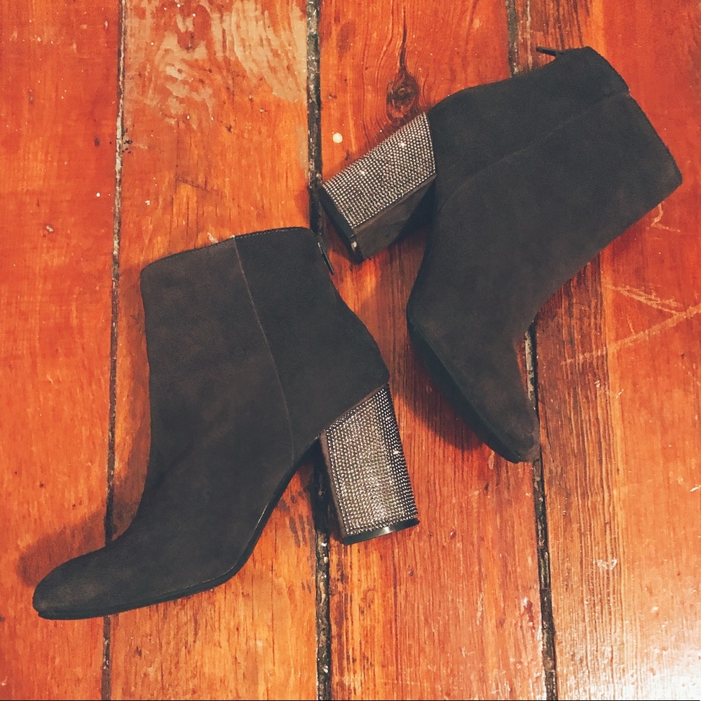 Kenneth Cole Reaction Booties