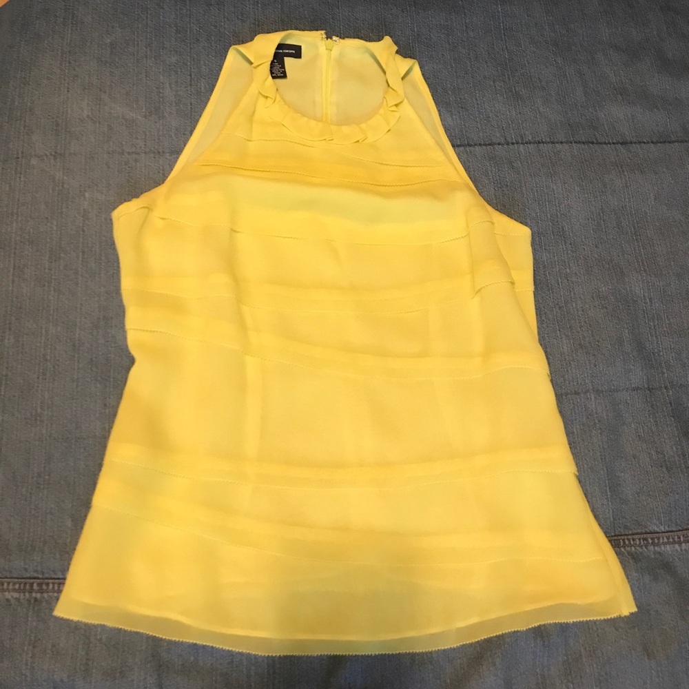 Women’s sleeveless top