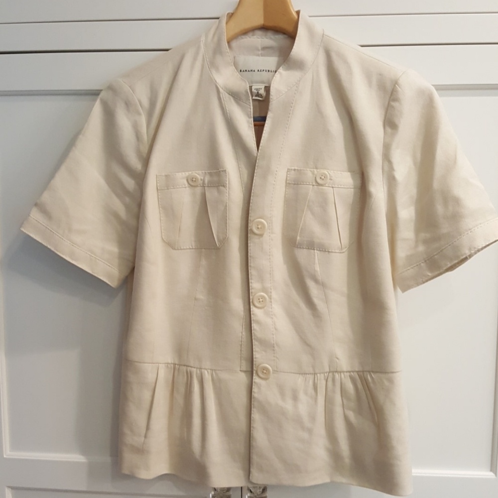 Cream short sleeve Banana Republic top