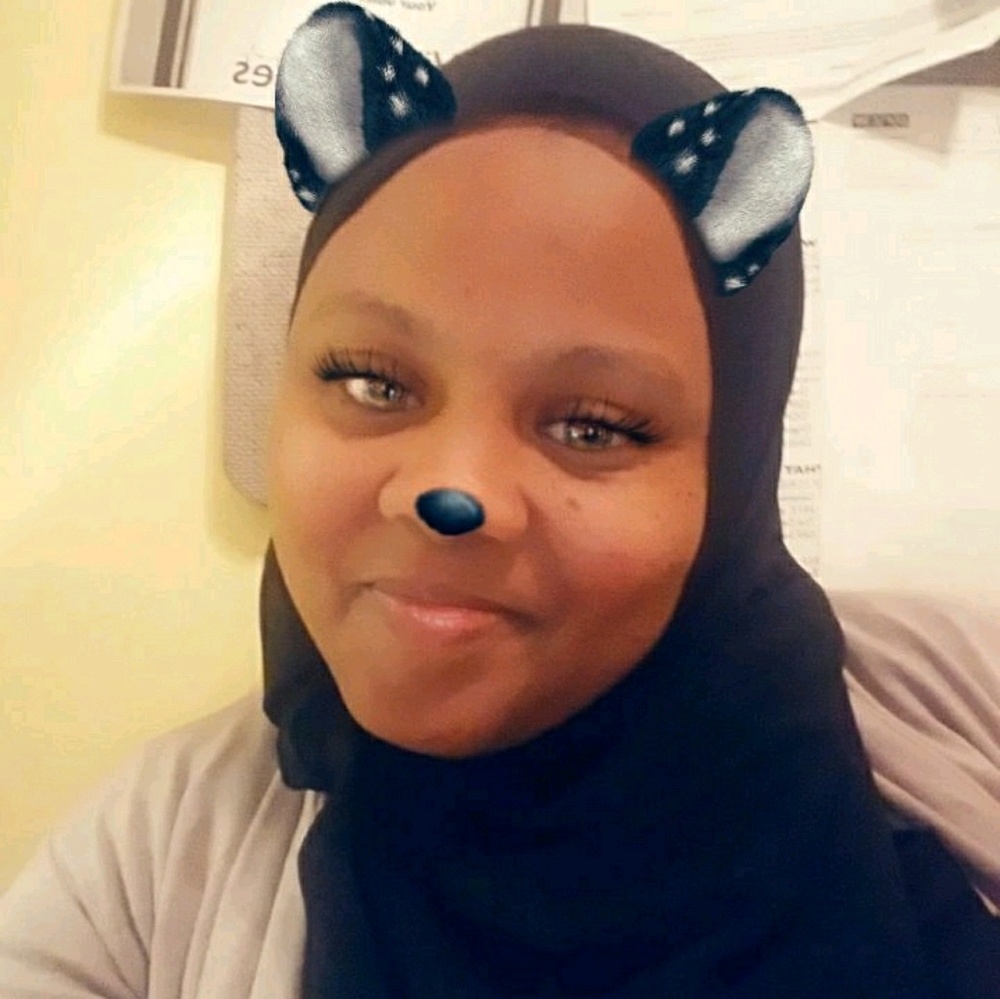 Meet your Posher, Samirah