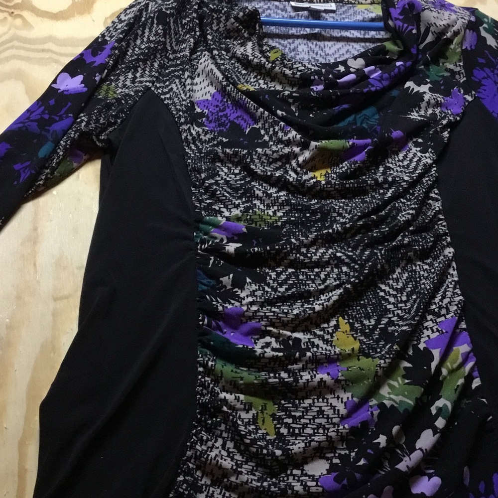 Top  black and print