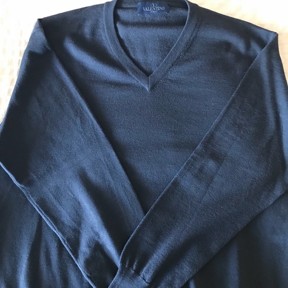 🎉HP🎉Valentino Jeans Men’s Sweater - Picture 2 of 6