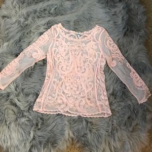 NWOT Pale pink express lace top