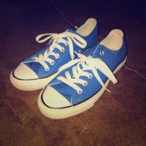 Blue converse