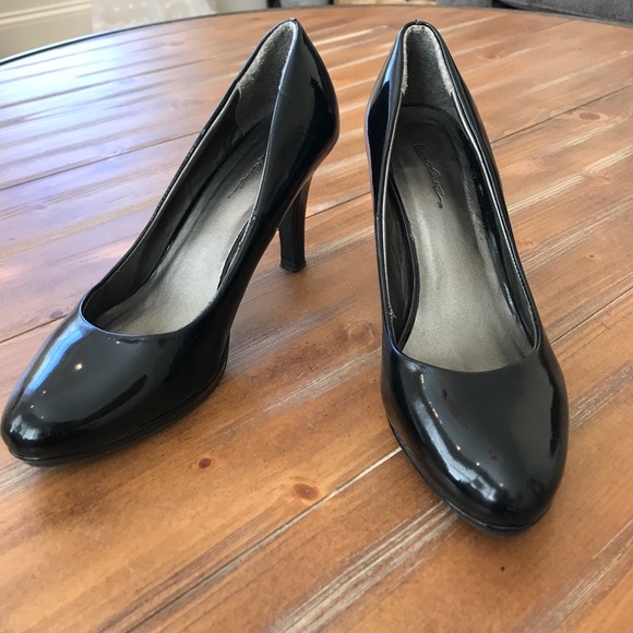 Black pumps - Picture 2 of 6