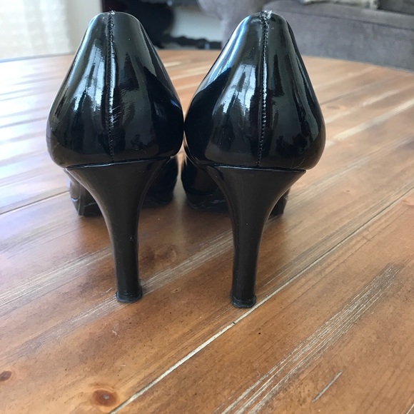 Black pumps - Picture 5 of 6