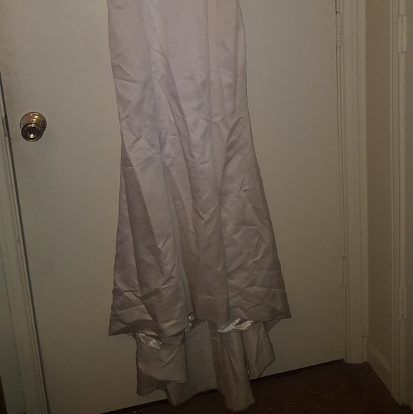 Wedding dress - Picture 5 of 5