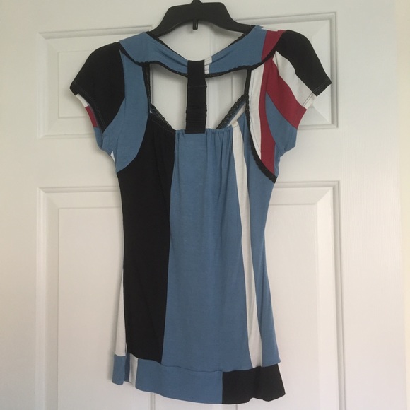 American Rag V-neck top with cutout back - Picture 2 of 4