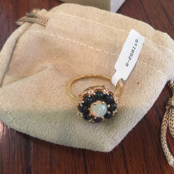 STRATIFY Jewelry - Ethiopian opal, Champlain Opal with White Topaz