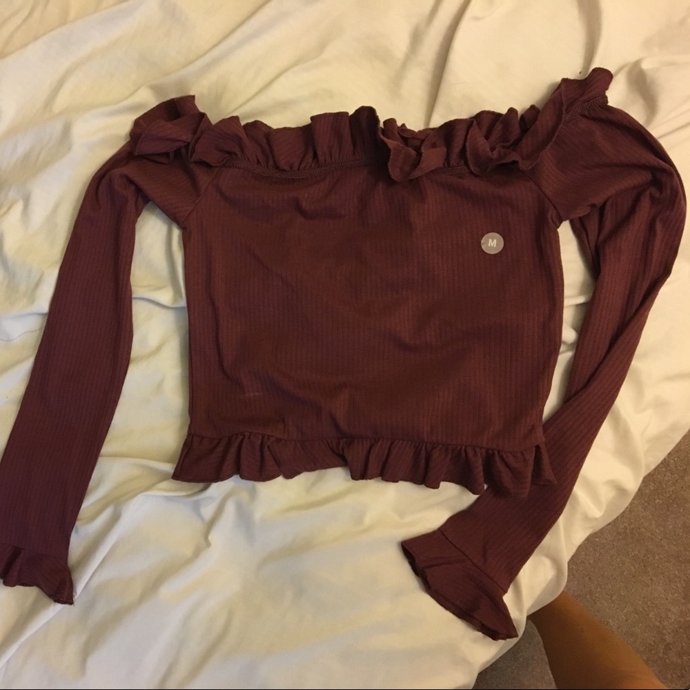 maroon long sleeve crop top with ruffles