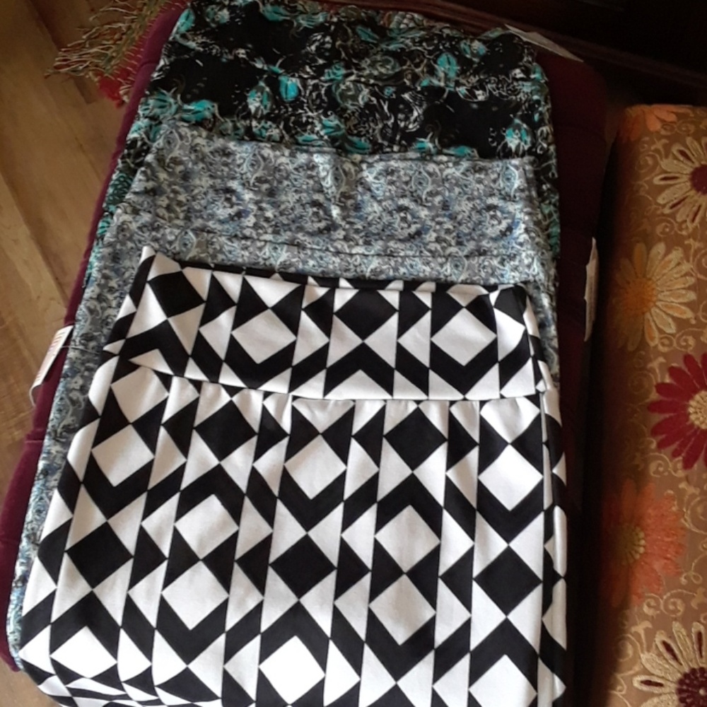 LuLaRoe skirt