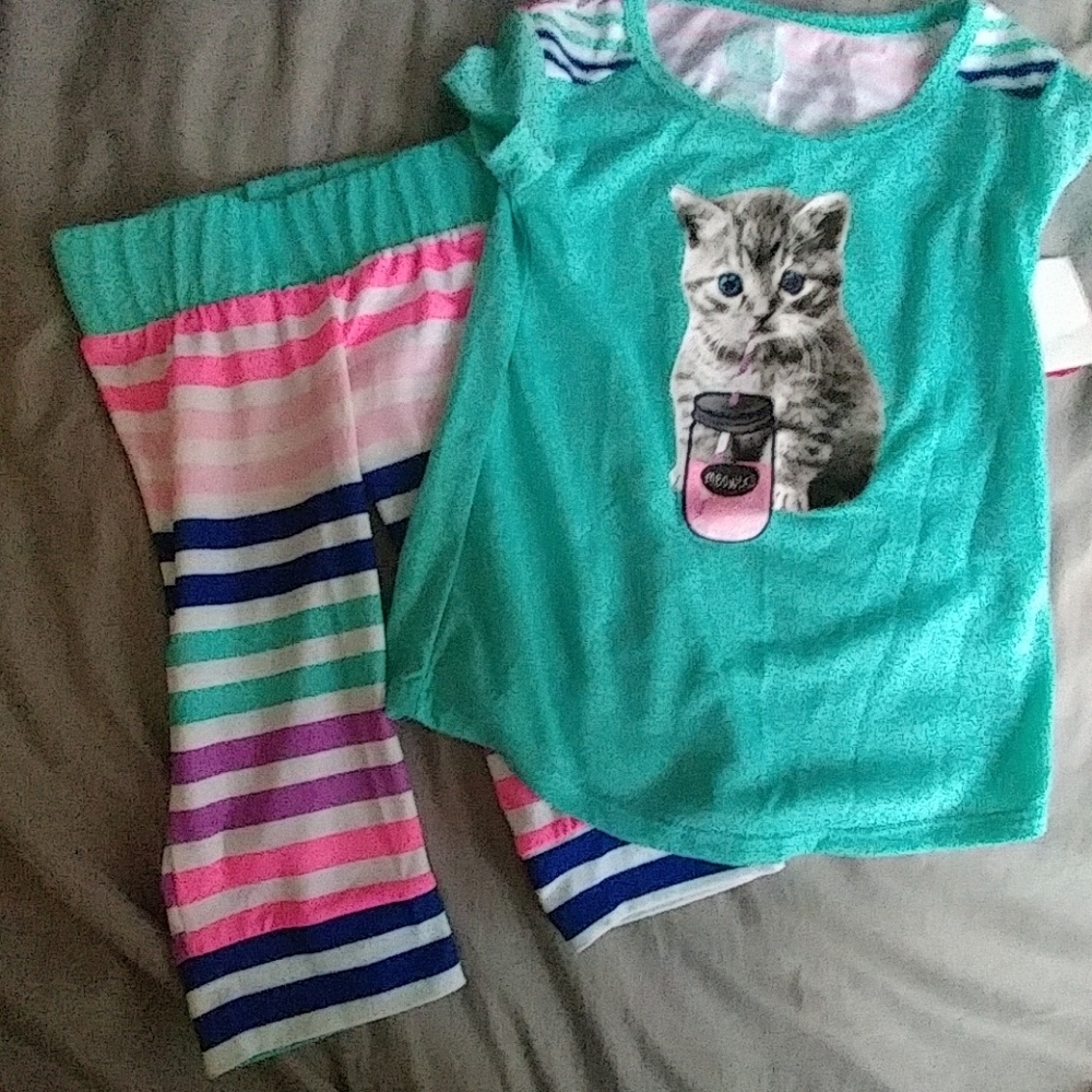 Nwt girls size 4 Kitten striped pajamas