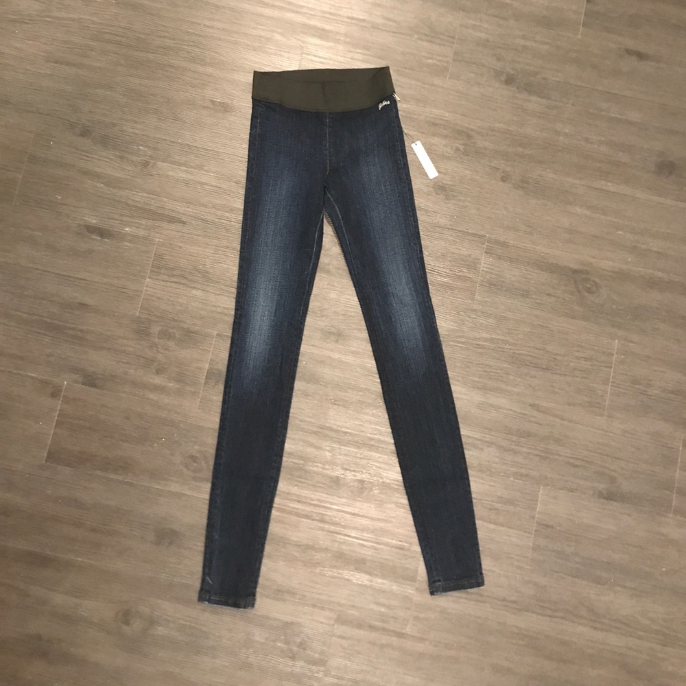 Super skinny stretch with elastic waist band