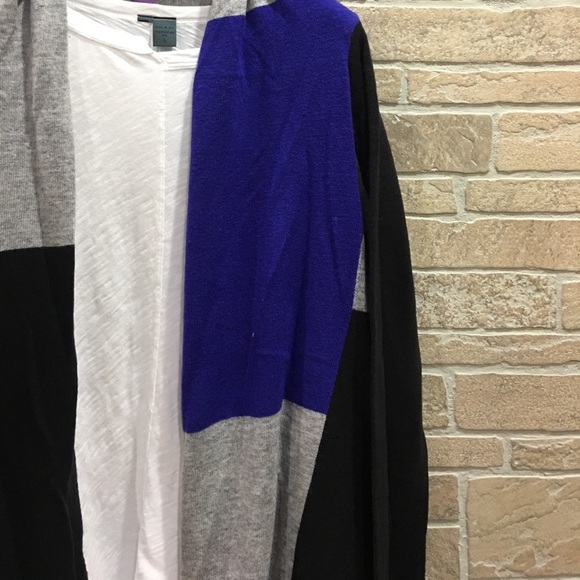 SALE🛎❗️💥🆕 BLACK FLYAWAY COLOR BLOCK CARDIGAN M - Picture 3 of 4