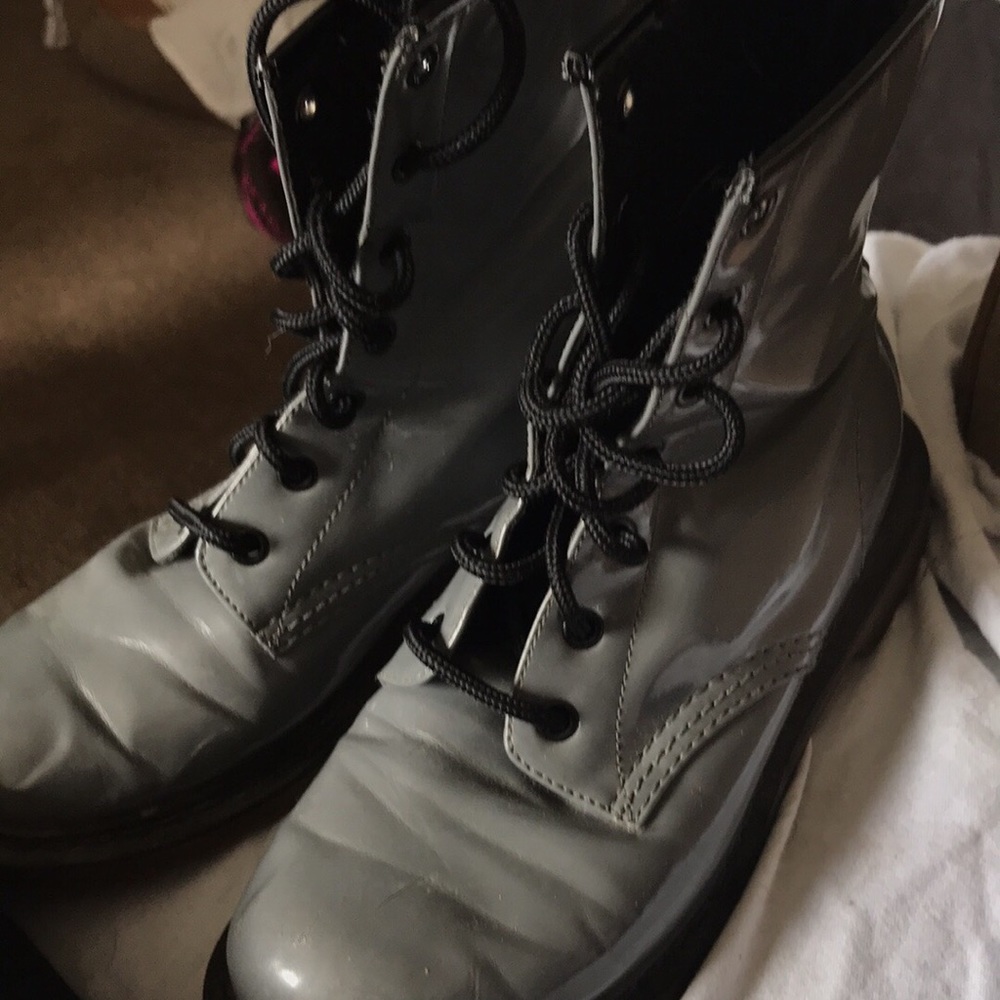 Dr marten inspired boots women’s size 8