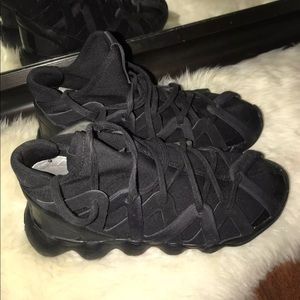 Y3 running shoes. 100% Authentic