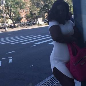 Meet your Posher, Monique