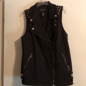 INC stud detail vest