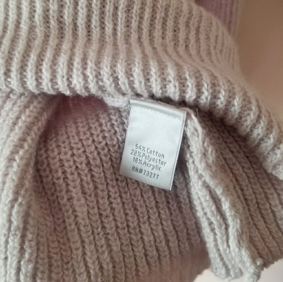 LC Lauren Conrad Light Pink Sweater w/ Lace Bow - Picture 4 of 5