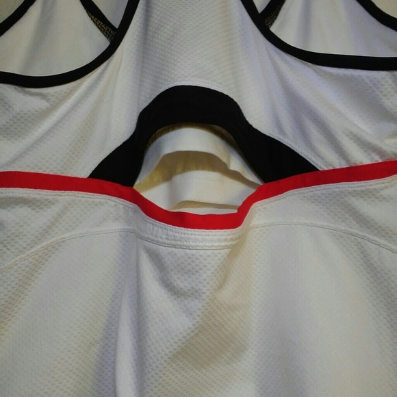 Nike Raserback tank - Picture 3 of 8
