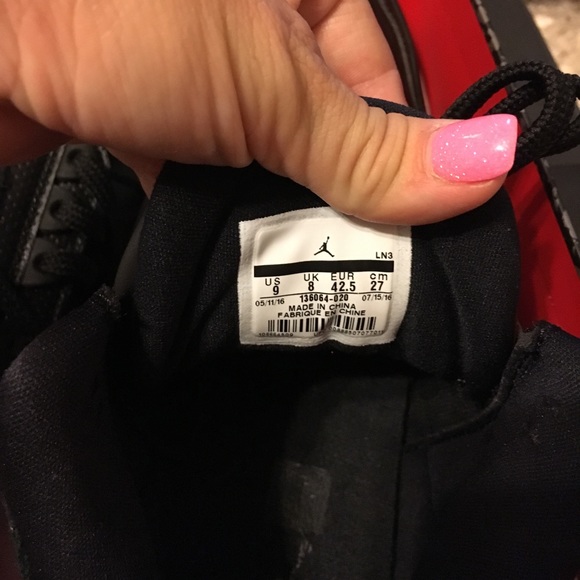 Men’s Jordan’s - Picture 2 of 4