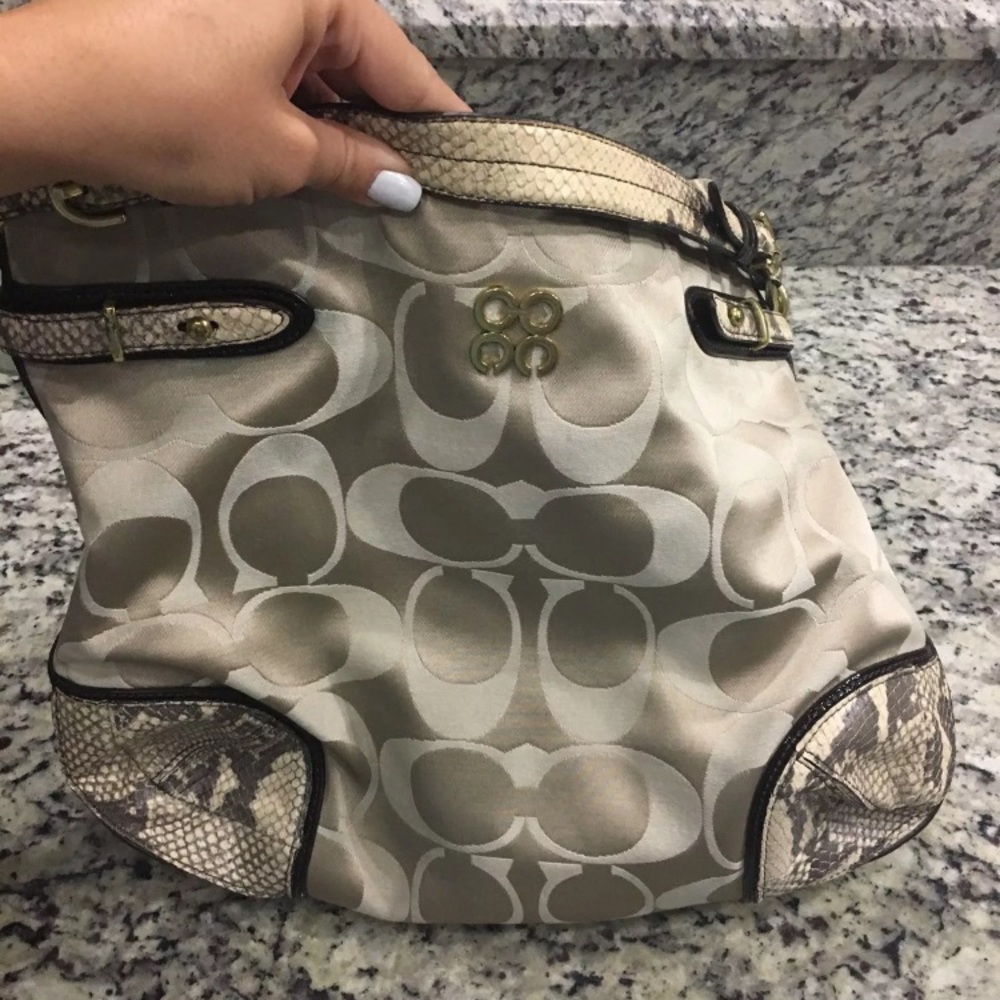 Coach purse