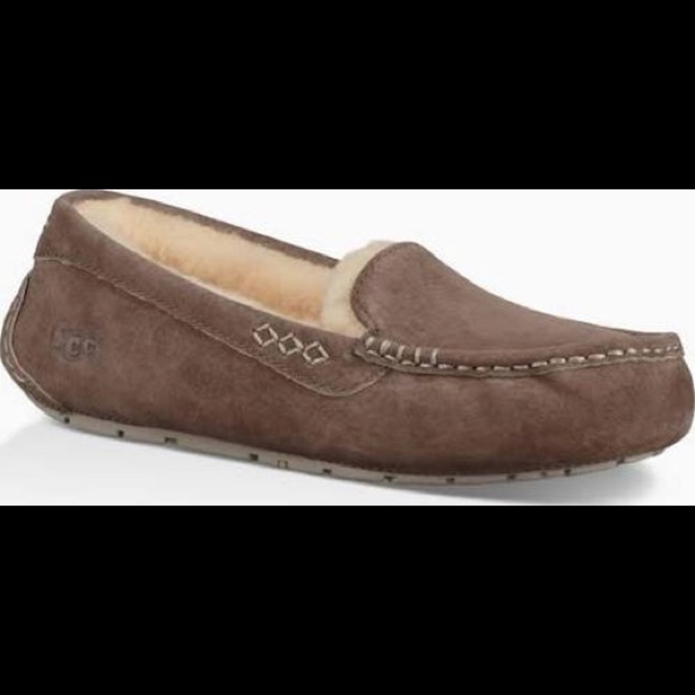 UGG Ansley Women's Sheepskin Suede Slipper