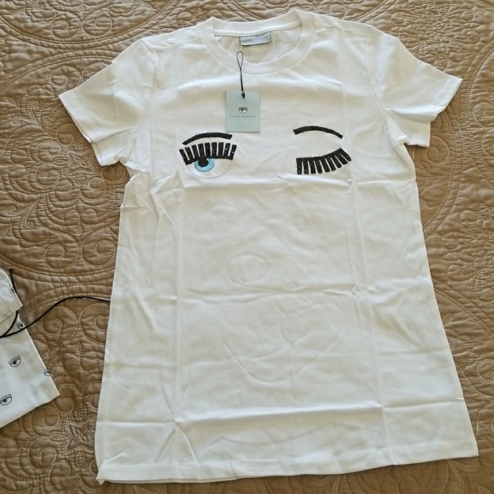 ❌SOLD❌CHIARA FERRAGNI Eye T Shirt SIZE M