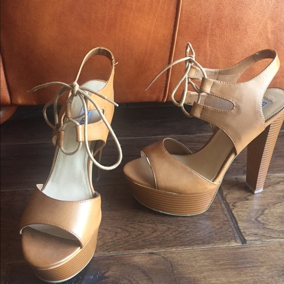 Steve Madden lace up heels - Picture 1 of 4