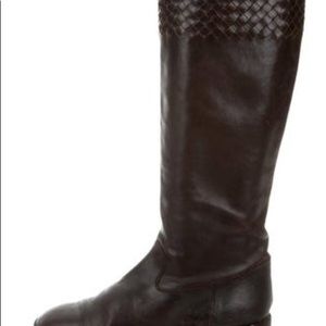 BOTTEGA VENETA ROUND TOE RIDING BOOTS!