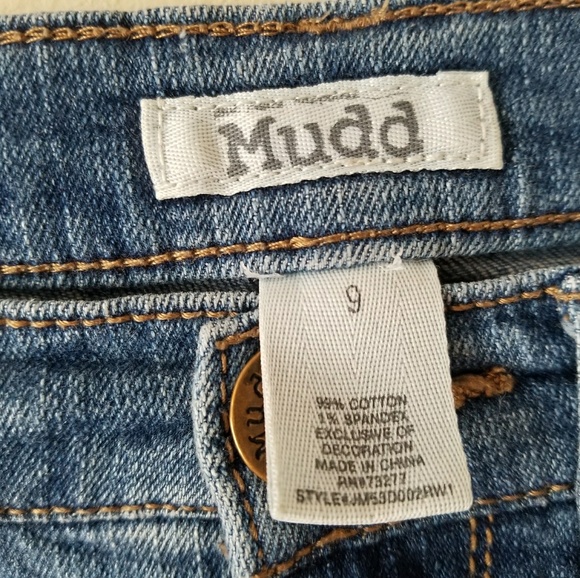 Mudd High Waisted Skinny Jeans w/ Holes - Picture 3 of 3