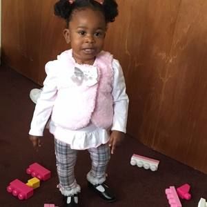 Meet your Posher, Sandra