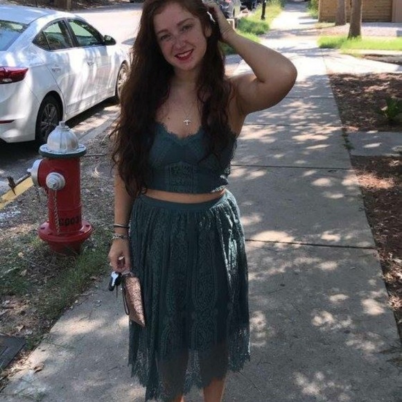 Bundle items for the best deal! - Picture 3 of 8