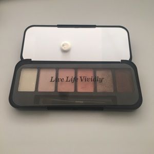 Buxom White Russian On The Rocks Eyeshadow Palette