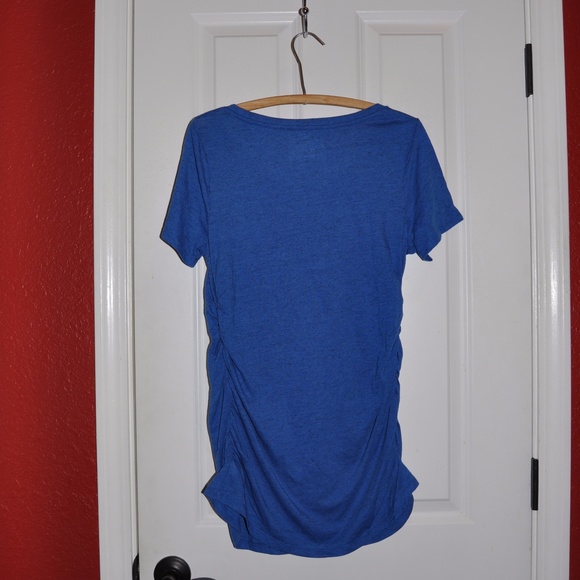 ❌❌SOLD❌❌NEW Maternity Essential Scoop Neck Tee - Picture 5 of 6