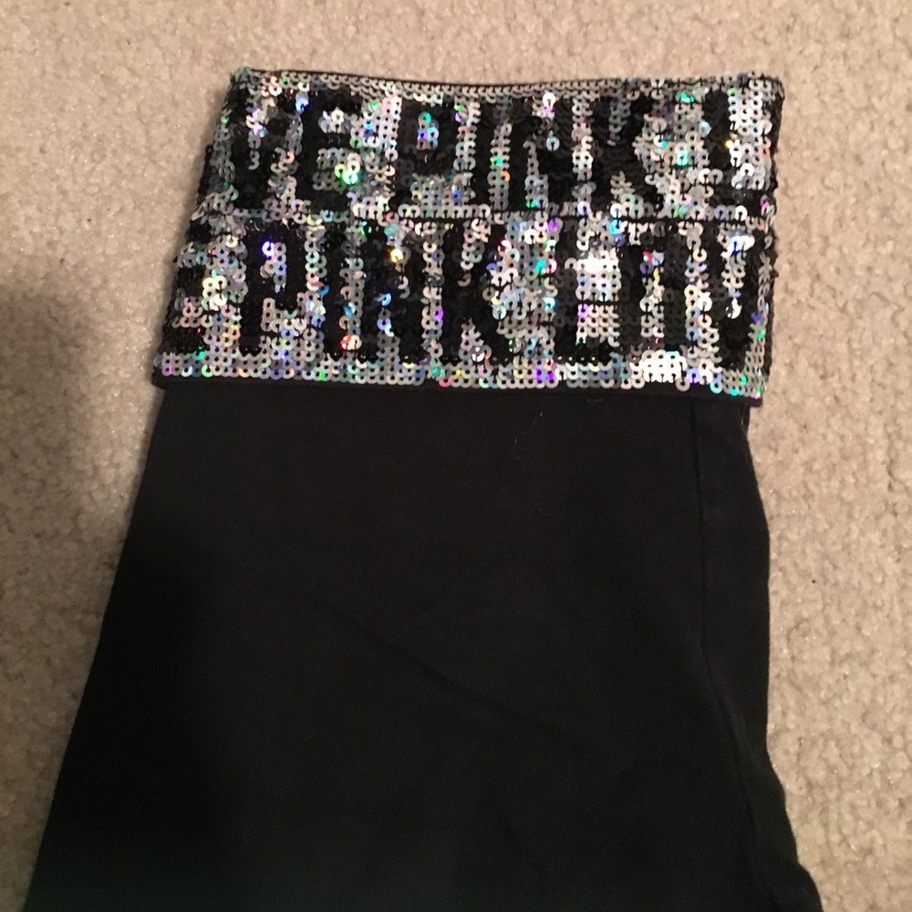 victoria secret yoga leggings!!!