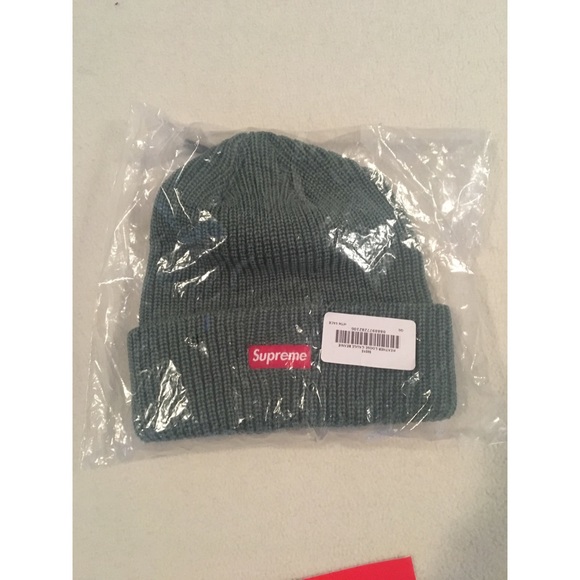 ‼️SOLD‼️😉Heather loose gauge green beanie - Picture 2 of 3