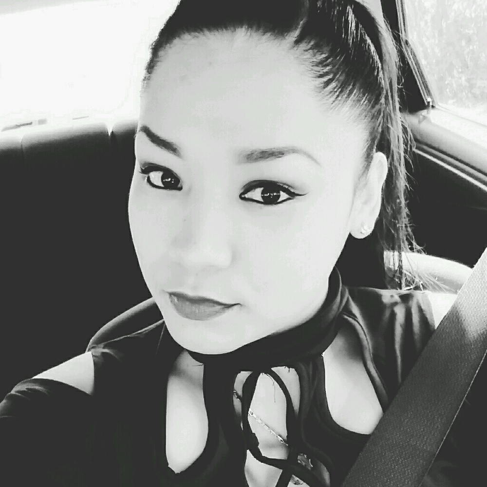 Meet your Posher, Cristina